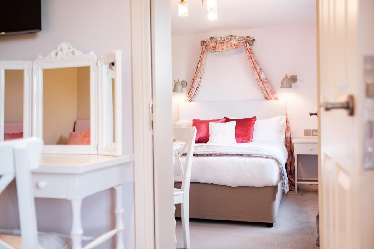 The Bower Inn Bridgwater Exterior foto A bedroom at The Swan Hotel